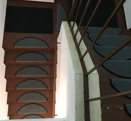 Sara Touristic Center Tatil Evi